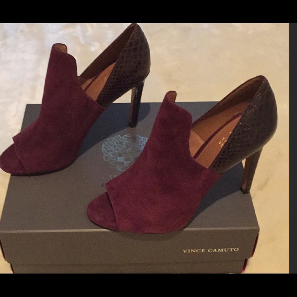 Vince Camuto Bootie